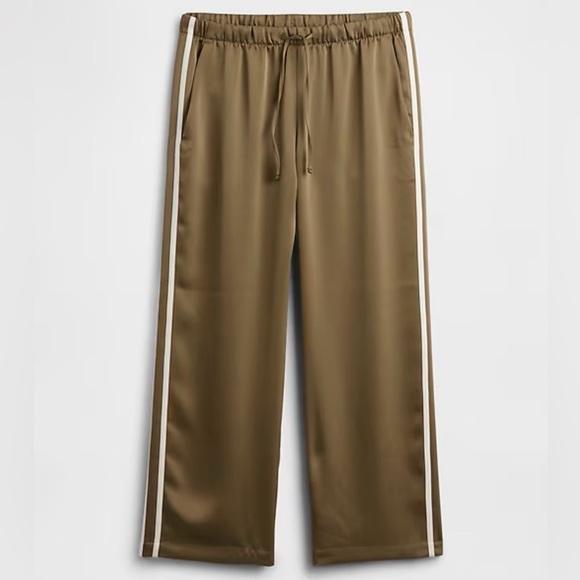 GAP Pants - GAP Relaxed Satin Straight-Leg Crop Pants - Green Khaki